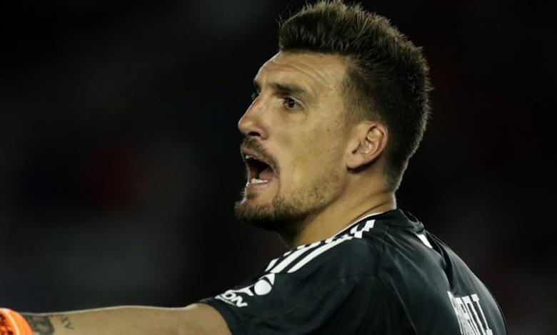 Franco Armani sufrió una complicada lesión con River Plate. 