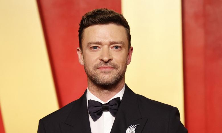 Justin Timberlake vestido de gala
