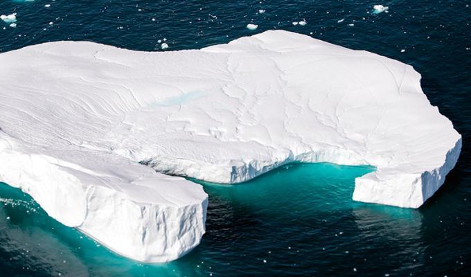 Iceberg descongelándose en Groelandia 