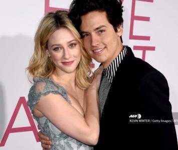 Lili Reinhart y Cole Sprouse aclaran los rumores de su ruptura