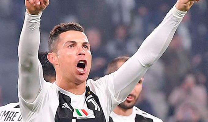Cristiano Ronaldo celebra con la Juventus 