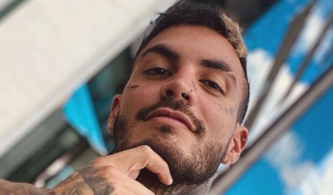 Mateo Carvajal y su hijo Salvador: un tatuaje que desató la polémica en redes sociales
